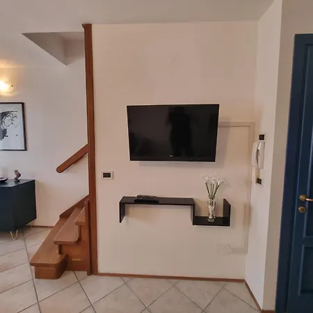Ca' Del Borgo 38 Апартаменты Каорле